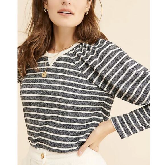 Saylor Women's Auggie Gray Stripe Puff Sleeve Pullover Top L Coastal Femme - Picture 1 of 8